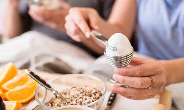 Δίαιτα των βραστών αυγών: Χάστε 10 κιλά σε δύο εβδομάδες (βίντεο)